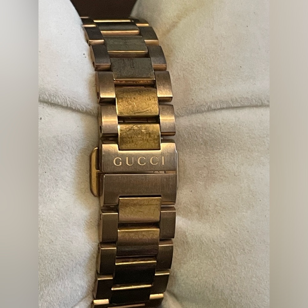 GUCCI G-Timeless 126.5 ROSE GOLD LADIES WATCH - Picture 8 of 12
